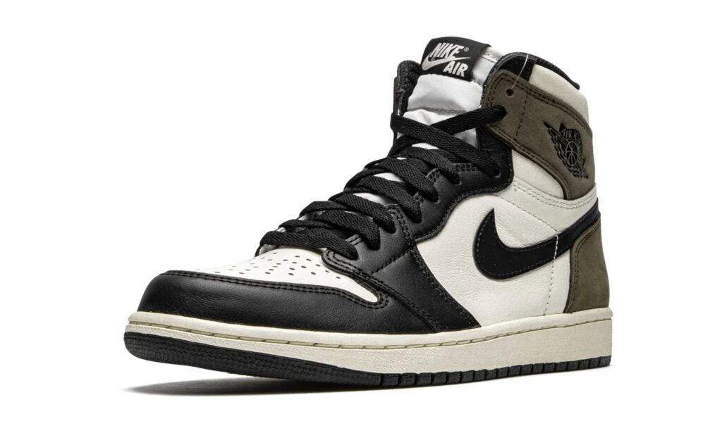 AIR JORDAN 1 RETRO HIGH OG "DARK MOCHA" alternate