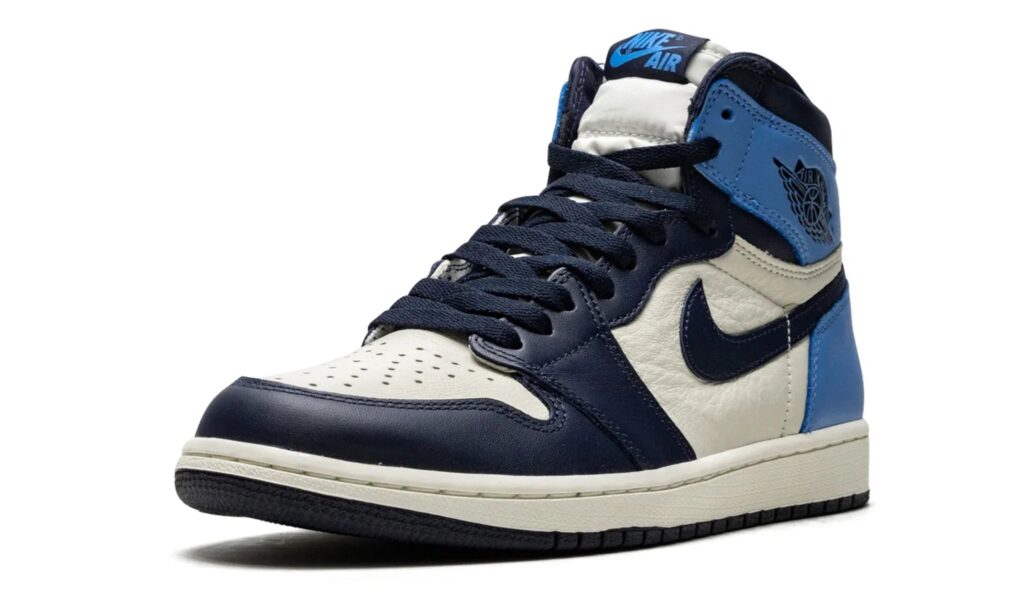AIR JORDAN 1 RETRO HIGH OG "OBSIDIAN/UNIVERSITY BLUE" alternate