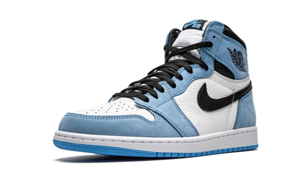 AIR JORDAN 1 RETRO HIGH OG "UNIVERSITY BLUE" alternate