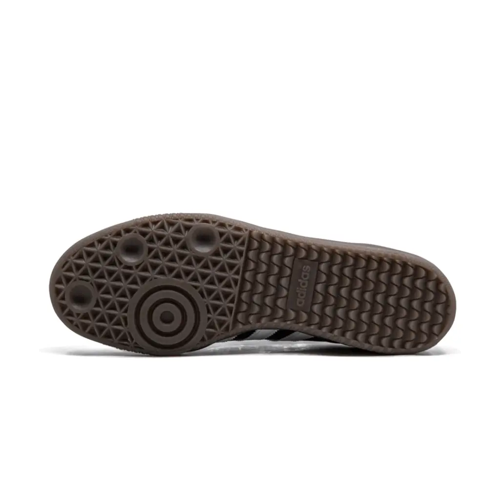 ADIDAS
SAMBA OG
“Black/ Gum 5