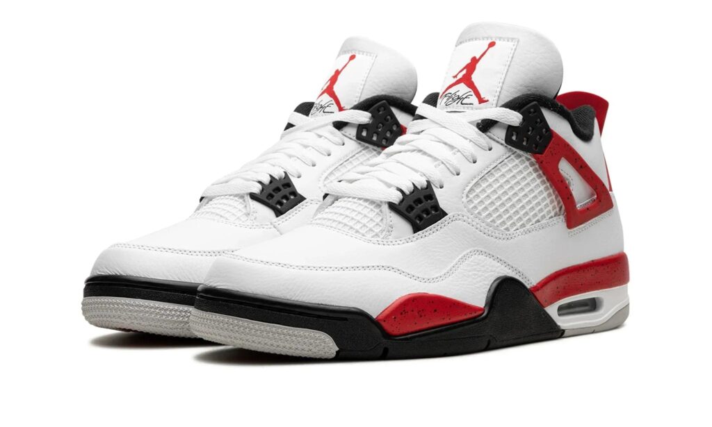 AIR JORDAN 4 “RED CEMENT” 3