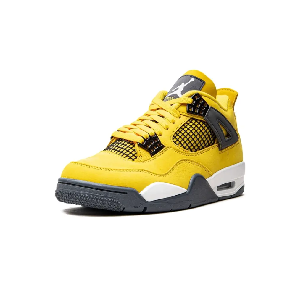 AIR JORDAN 4 RETRO
"Lightning 2021" alternate