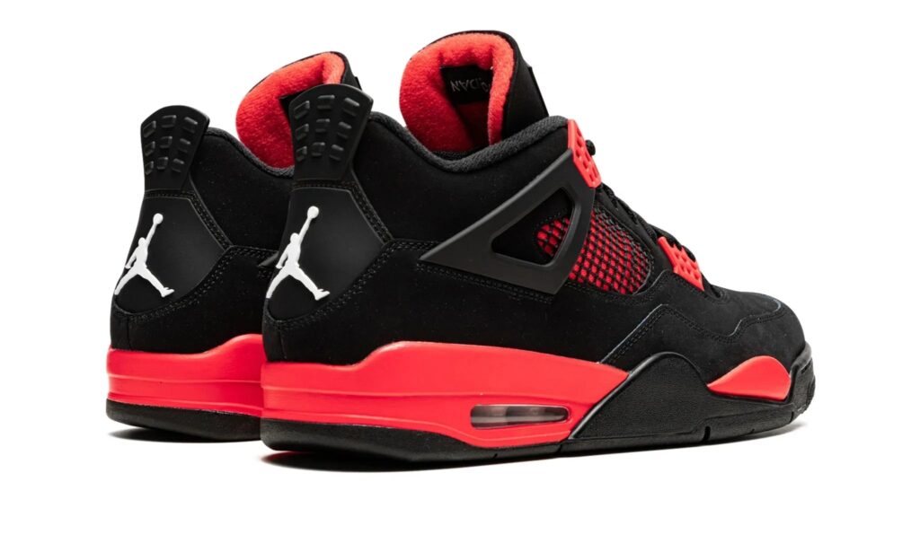 AIR JORDAN 4 RETRO “RED THUNDER” 4