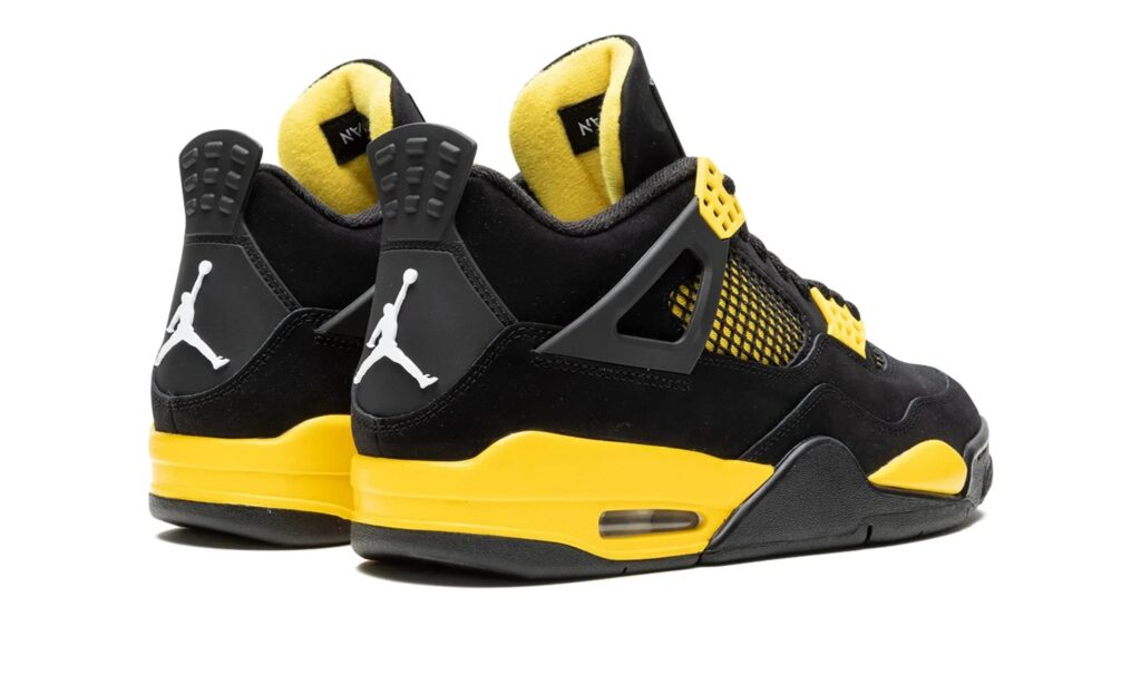 AIR JORDAN 4 RETRO “THUNDER 2023” 4