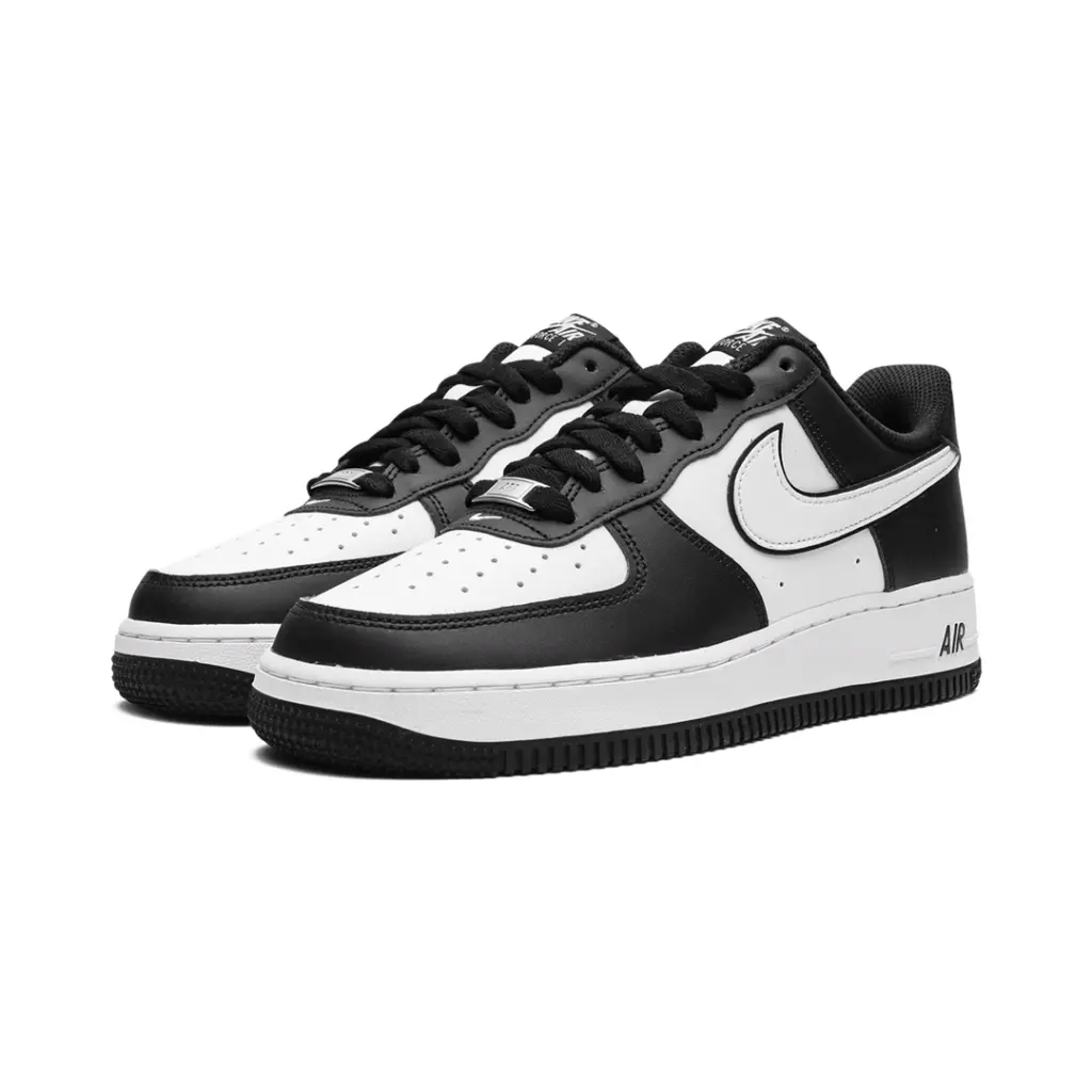 AIR FORCE 1 LOW
“Panda” 3