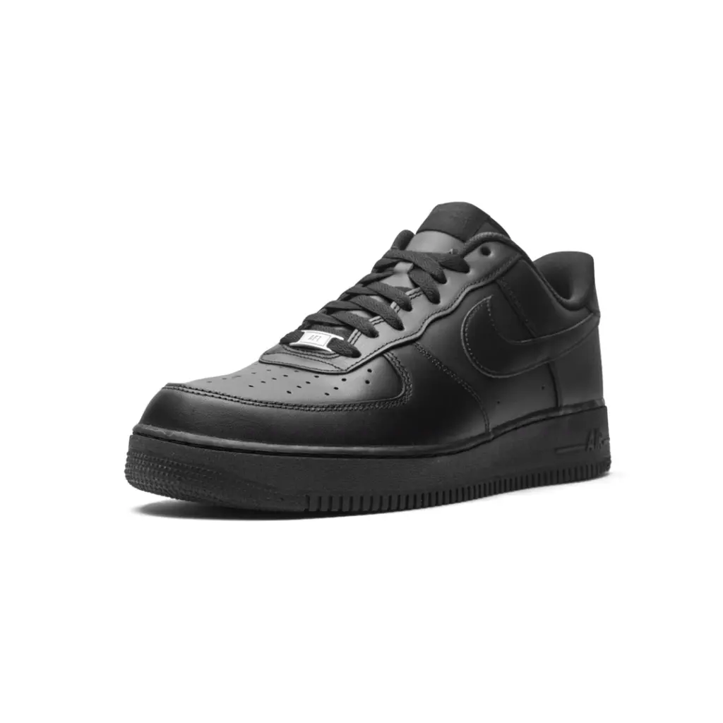 AIR FORCE 1 LOW
"Triple Black" alternate