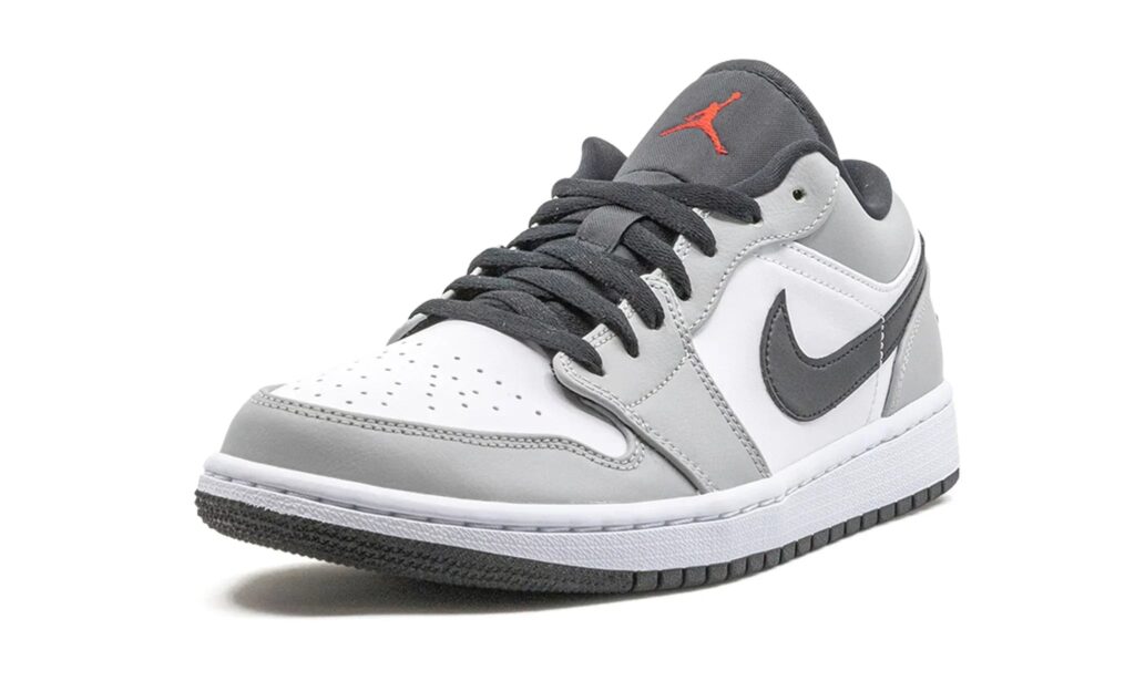 AIR JORDAN 1 LOW "Light Smoke Grey" alternate