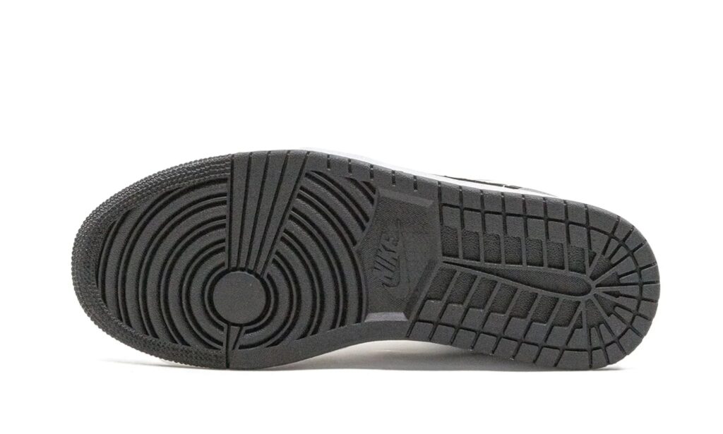 AIR JORDAN 1 LOW “Light Smoke Grey” 5