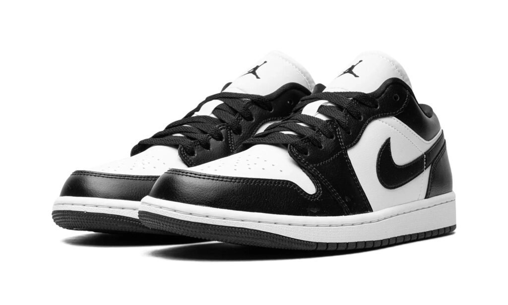 AIR JORDAN 1 LOW “PANDA” 4
