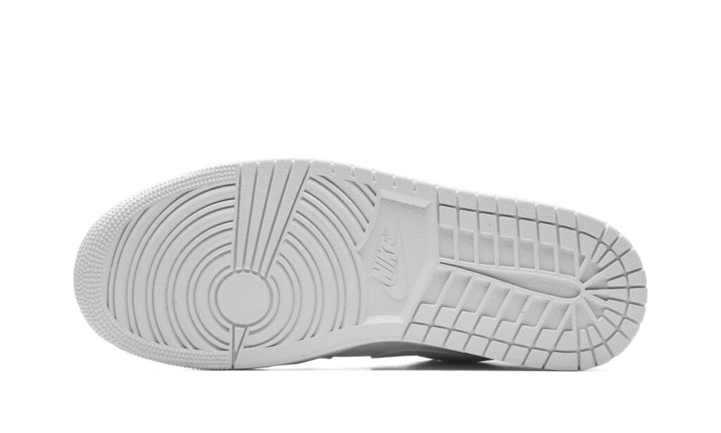 AIR JORDAN 1 LOW “TRIPLE WHITE” 5