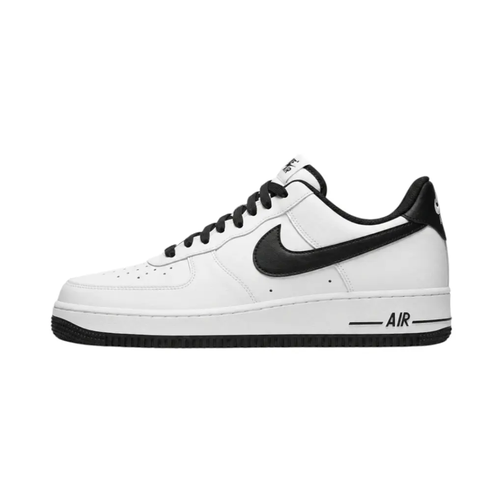 Nike Air Force 1 Low – White & Black