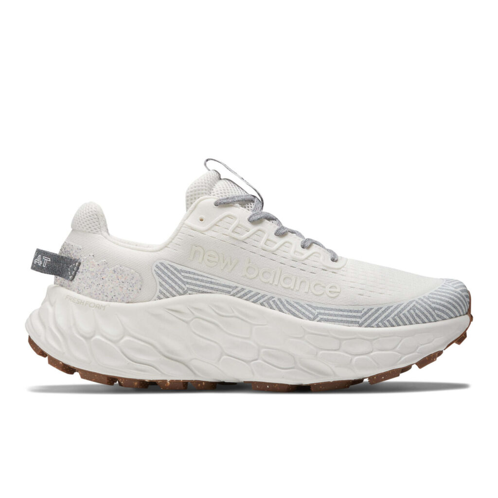 New Balance Fresh Foam X More' Trail v3 White '