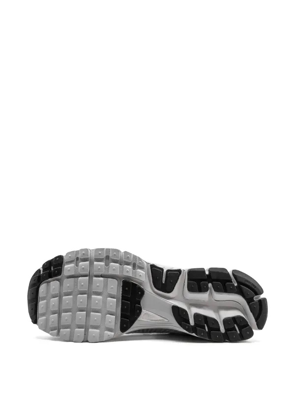 Nike Zoom Vomero 5 SP “Vast Grey” 4